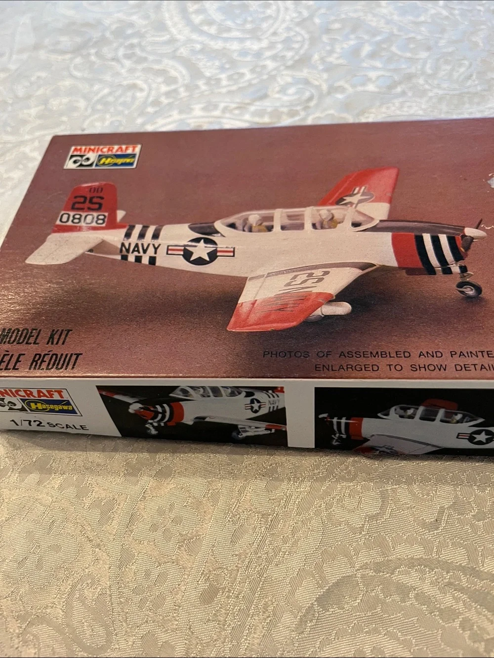 MINICRAFT HASEGAWA MENTOR BEECHCRAFT T-34A in EUC
